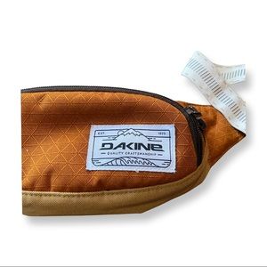 Dakine Fanny Pack - NEW - unisex